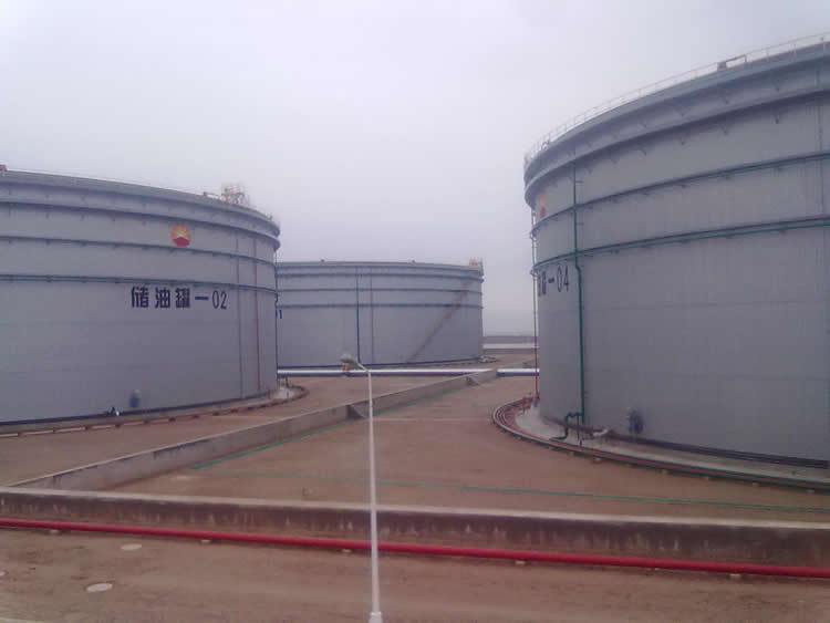 油房庄生产运行原油储备库10万方罐防腐保温工程(图1)